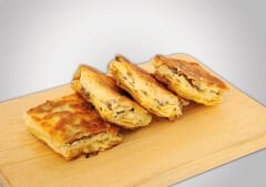 GLÜTENSİZ KIYMALI SU BÖREĞİ 300 GR